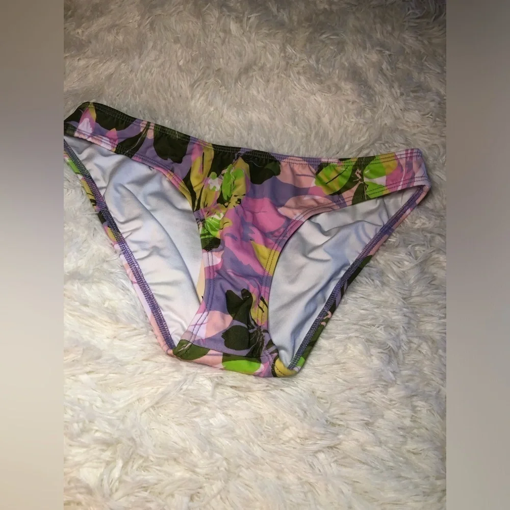 VENUS Pink and Green Floral Bikini Bottom size 6 NWT